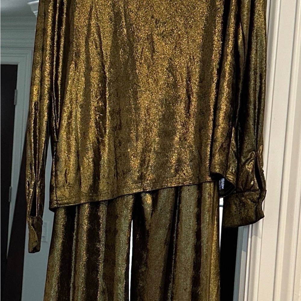 FASHION NOVA XS Metallic Gold Wide-Leg Pants - Women's Jumpsuit Bottoms - Picture 8 of 11